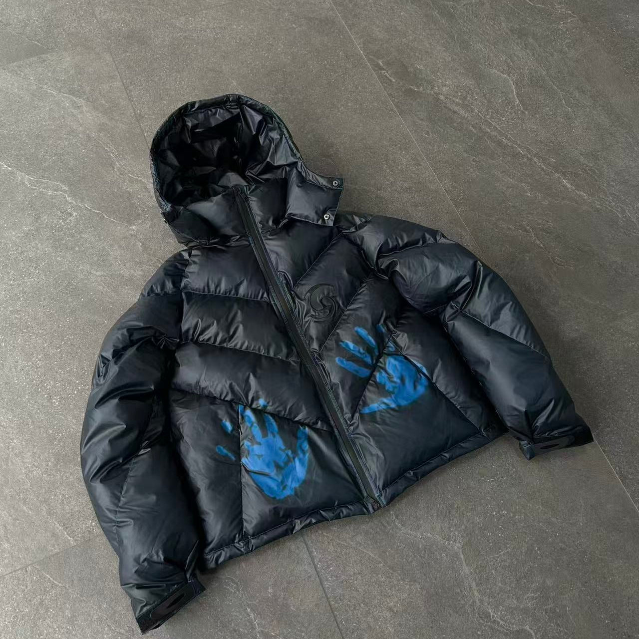 “Dissipate” HEAT REACTIVE PUFFER - Polar Blue (Pre-sale Price Time-limited )